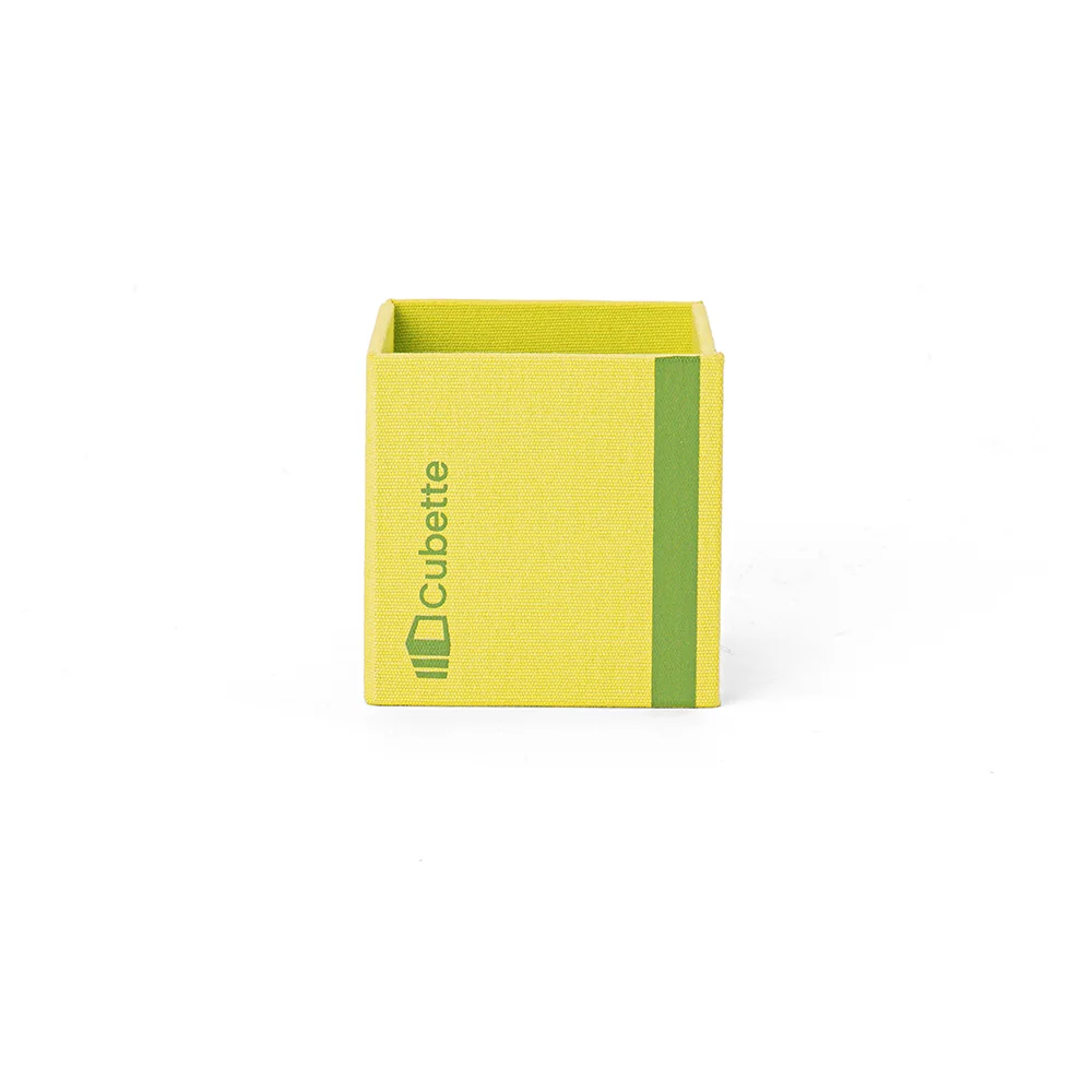 Cubic Pocket Holder